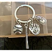 Keyring Silver: Glove, bat, ball, cap